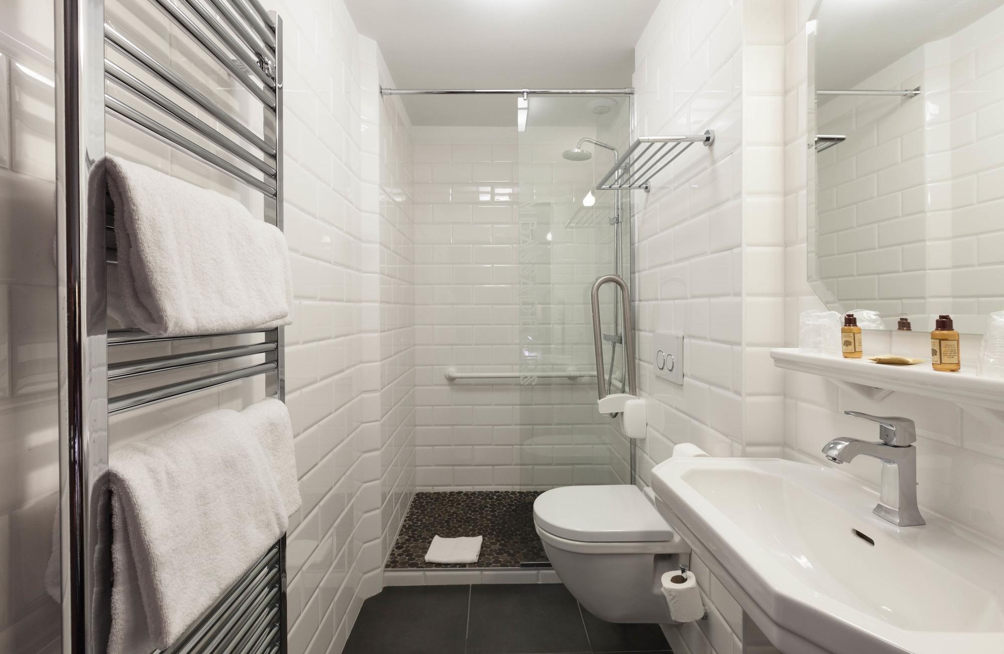 Hotel Ambassadeurs Logis
